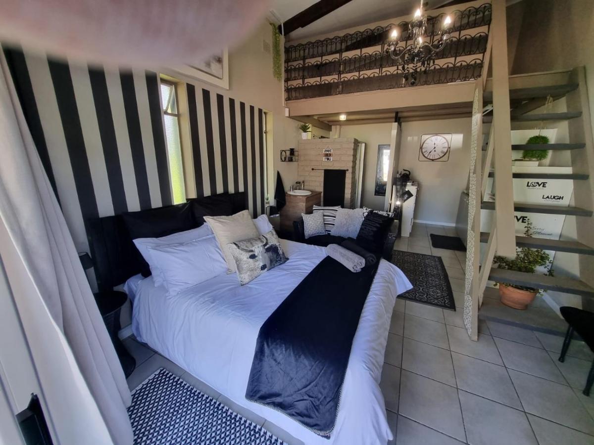 Angel 8 Airbnb Apartment 2 روبرتسون المظهر الخارجي الصورة