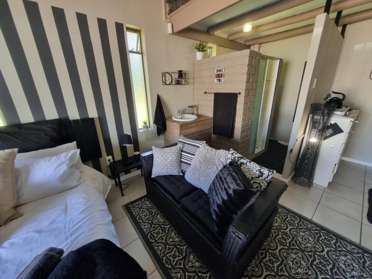 Angel 8 Airbnb Apartment 2 روبرتسون المظهر الخارجي الصورة
