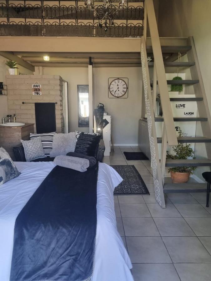 Angel 8 Airbnb Apartment 2 روبرتسون المظهر الخارجي الصورة